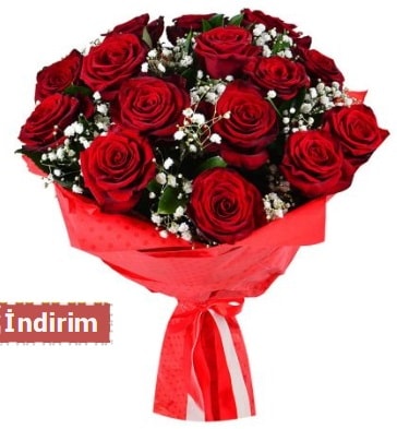 12 Adet kırmızı aşk gülleri  Kahramanmaraş uluslararası çiçek gönderme 